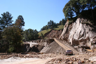 Flood damage, road to Tetela